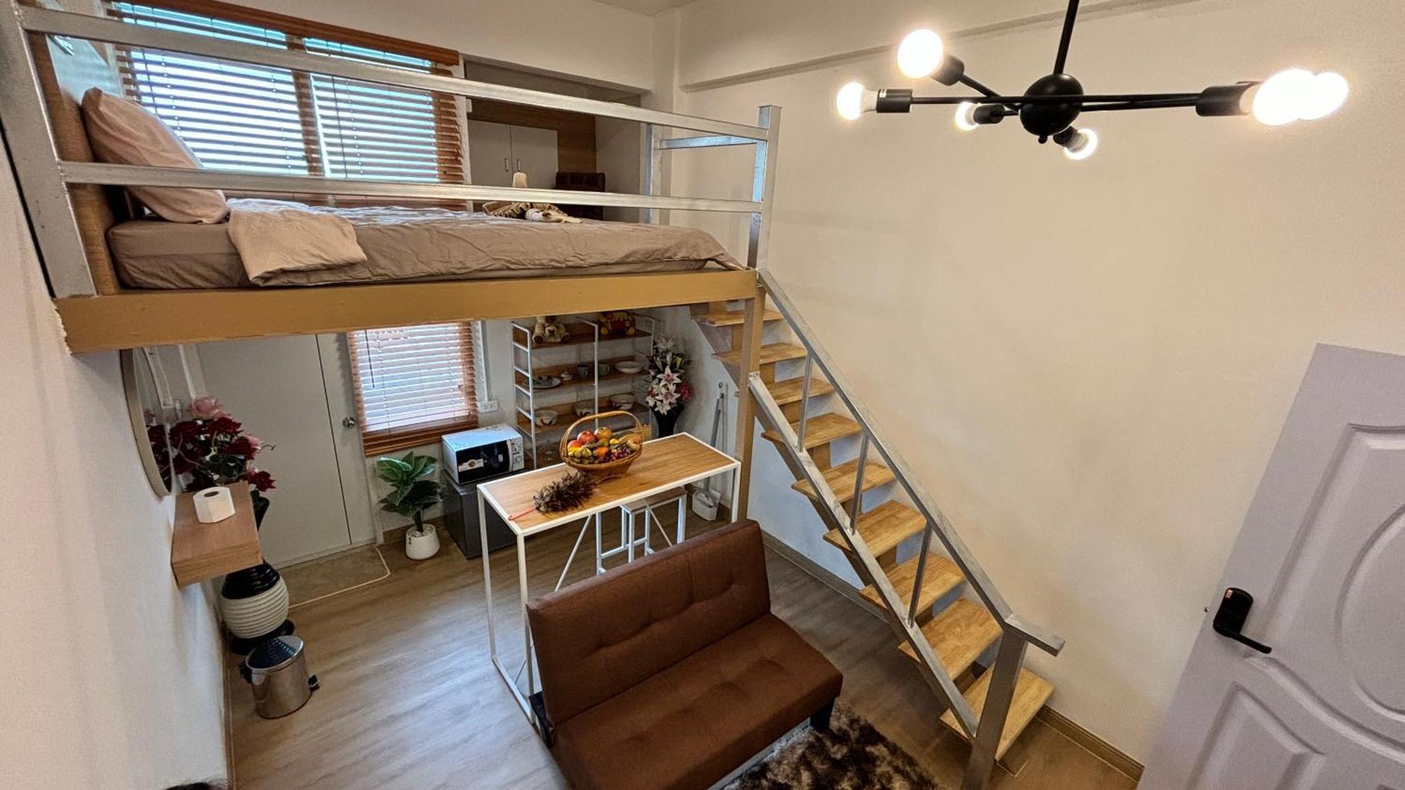 Apartment The Loft Living Space Samut Prakan