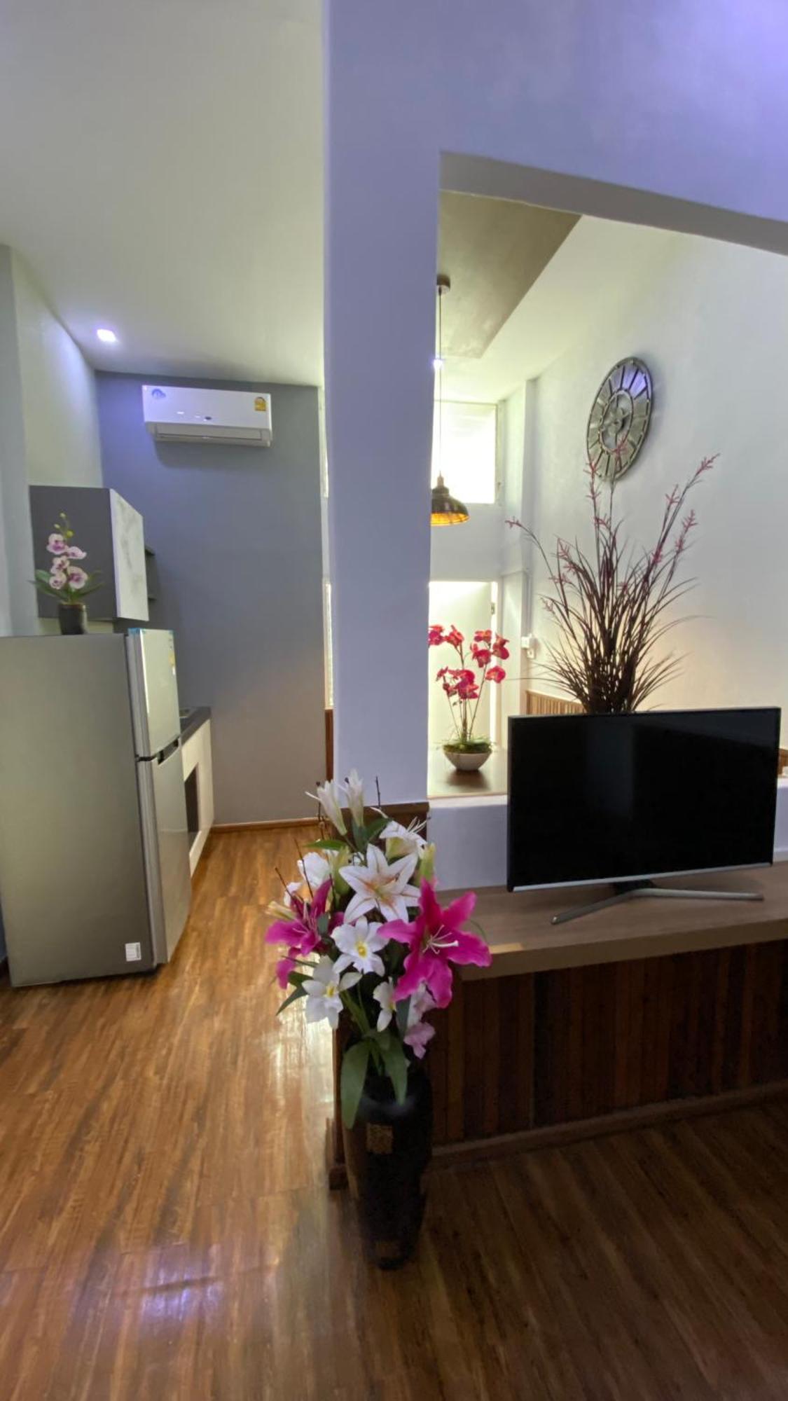Apartment The Loft Living Space Samut Prakan